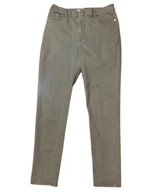 DG2 By Diane Gilman Women’s Khaki Jeans Size 8